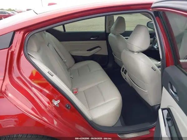 Nissan Altima 2022