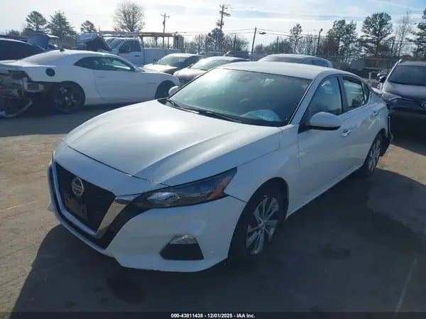 Nissan Altima 2022