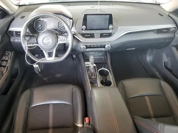 Nissan Altima 2023