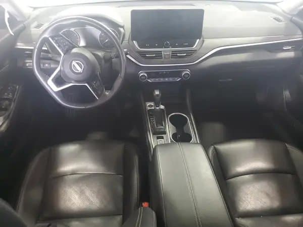 Nissan Altima 2023