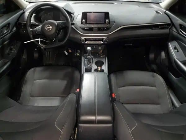 Nissan Altima 2023