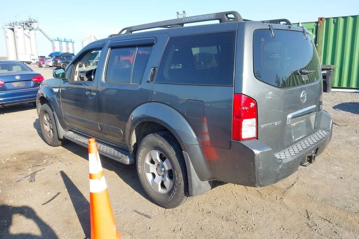 Nissan Pathfinder 2006