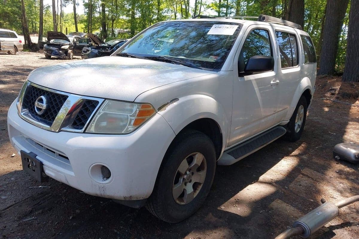 Nissan Pathfinder 2011