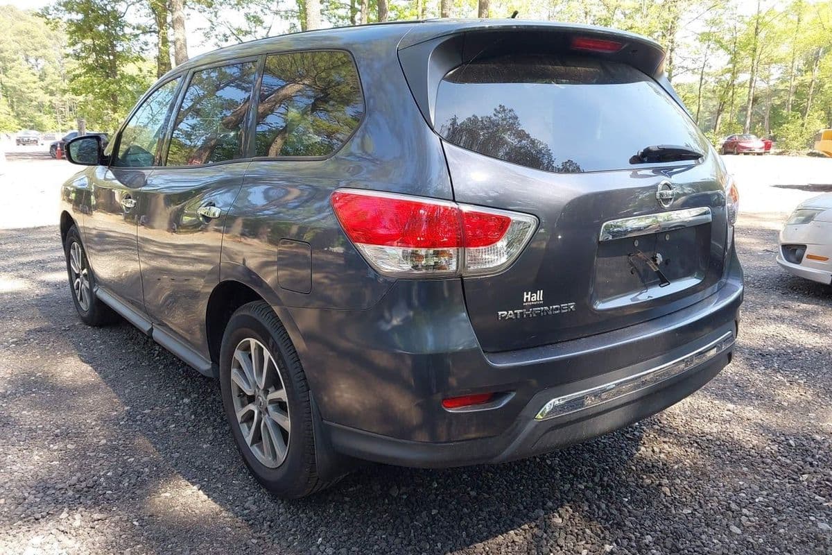 Nissan Pathfinder 2013