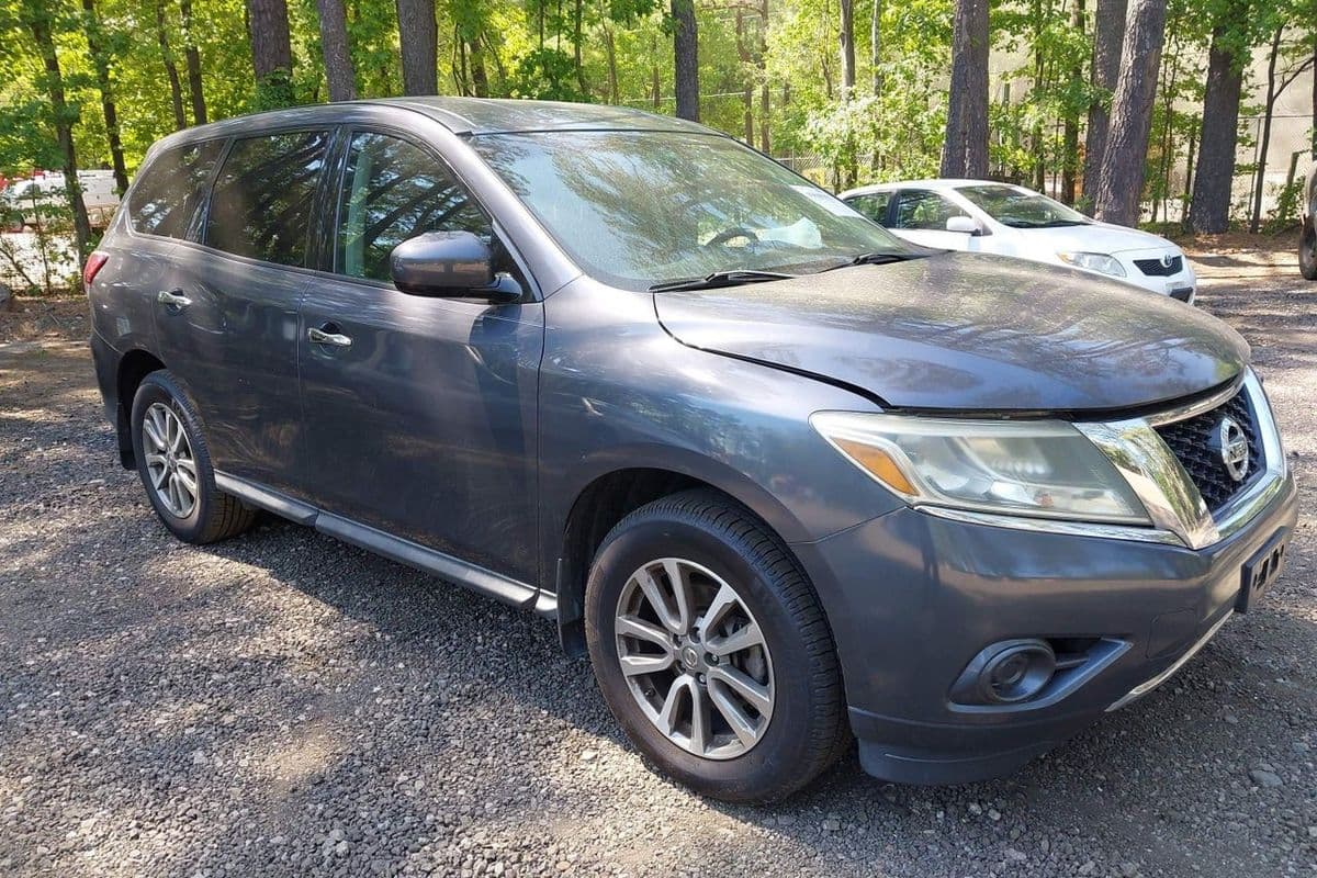 Nissan Pathfinder 2013