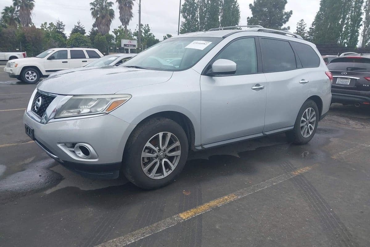 Nissan Pathfinder 2013
