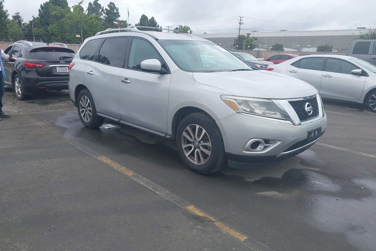 Nissan Pathfinder 2013
