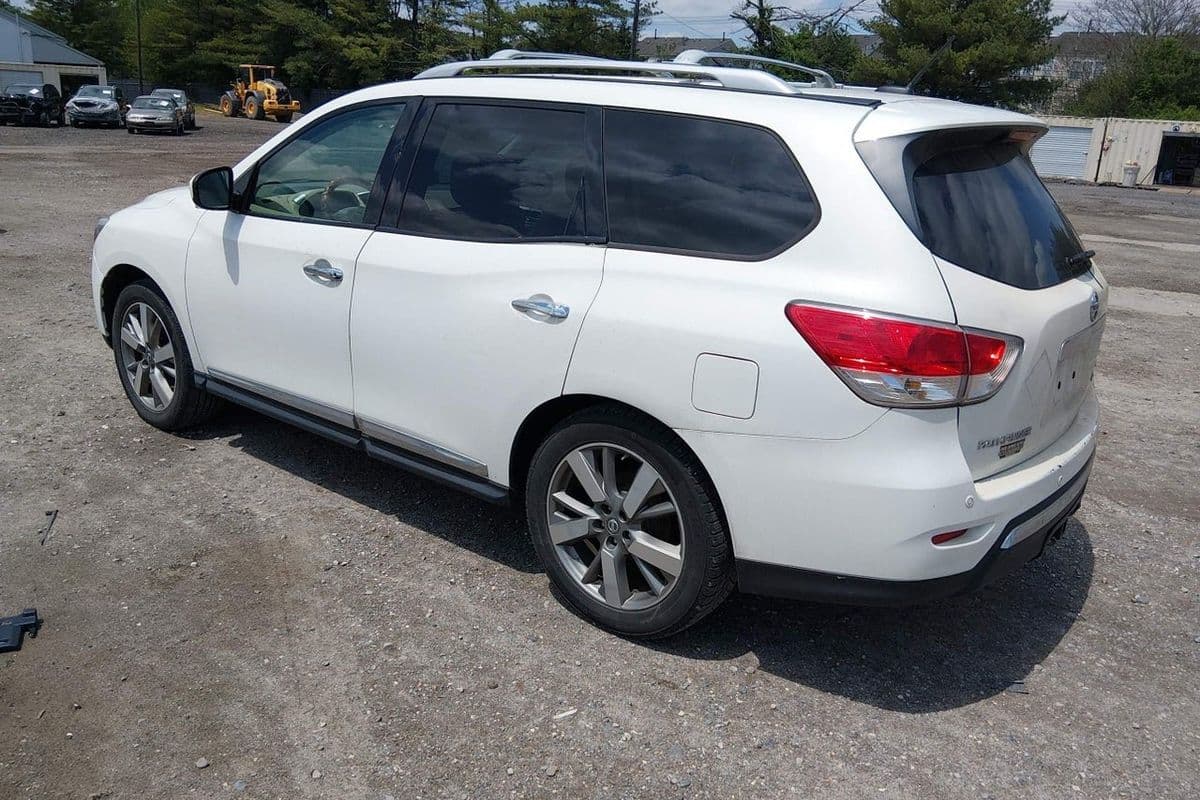 Nissan Pathfinder 2013