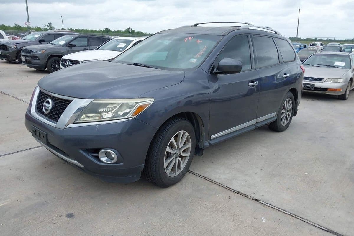 Nissan Pathfinder 2014