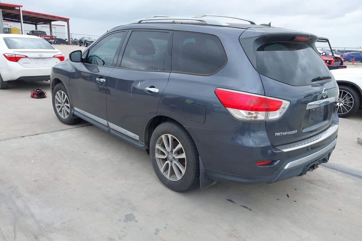 Nissan Pathfinder 2014