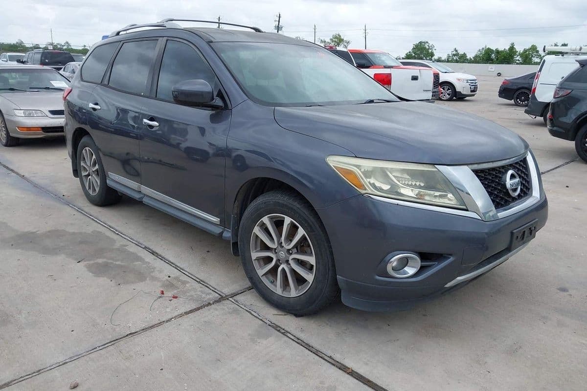 Nissan Pathfinder 2014