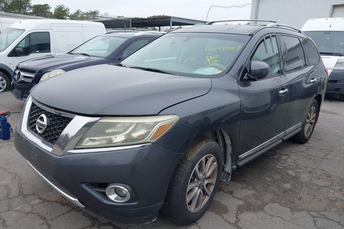 Nissan Pathfinder 2014