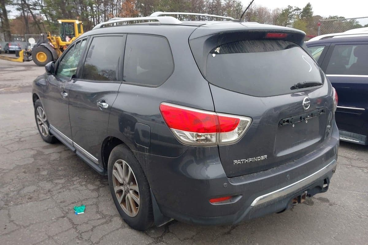 Nissan Pathfinder 2014