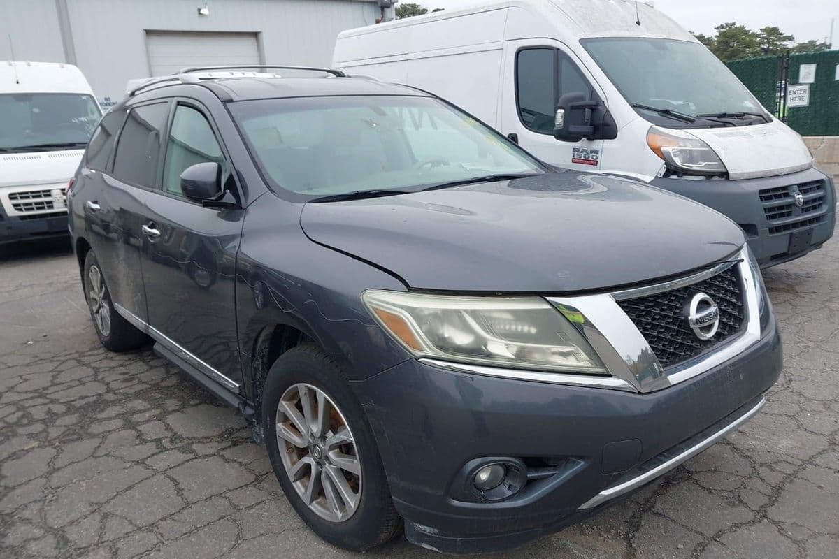 Nissan Pathfinder 2014