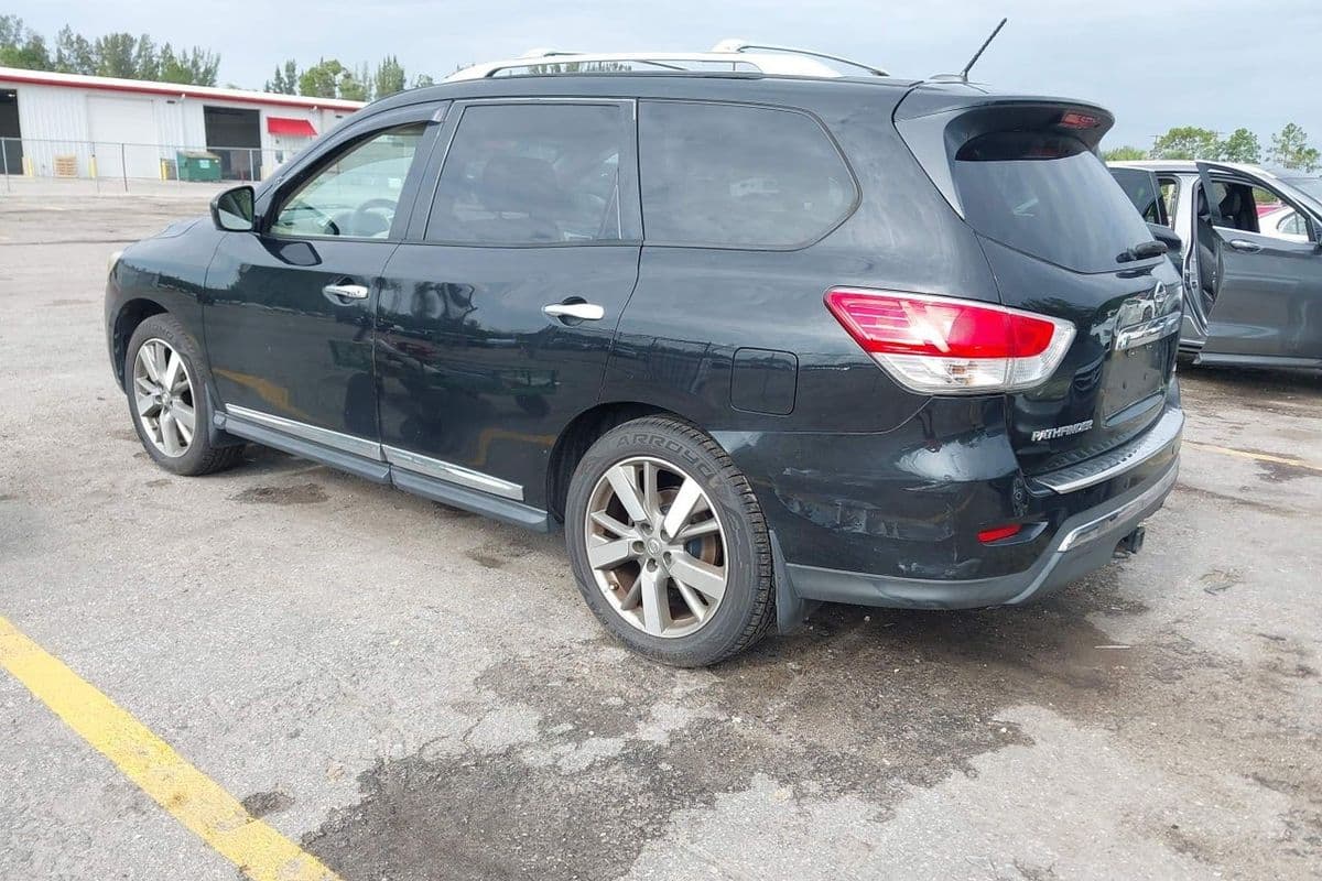 Nissan Pathfinder 2015