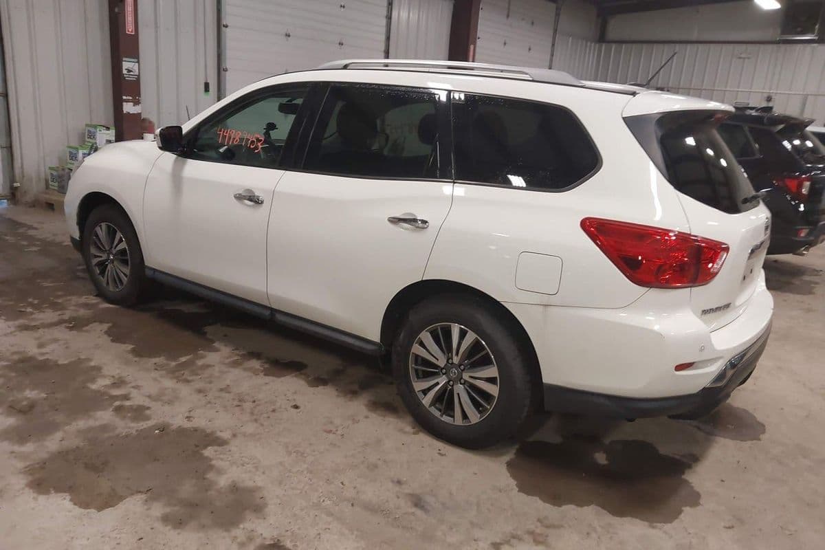 Nissan Pathfinder 2017