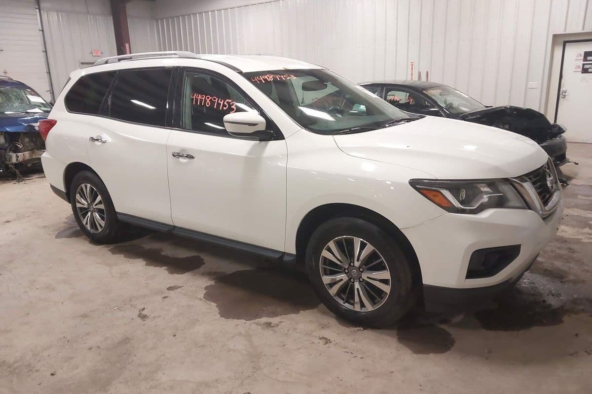 Nissan Pathfinder 2017