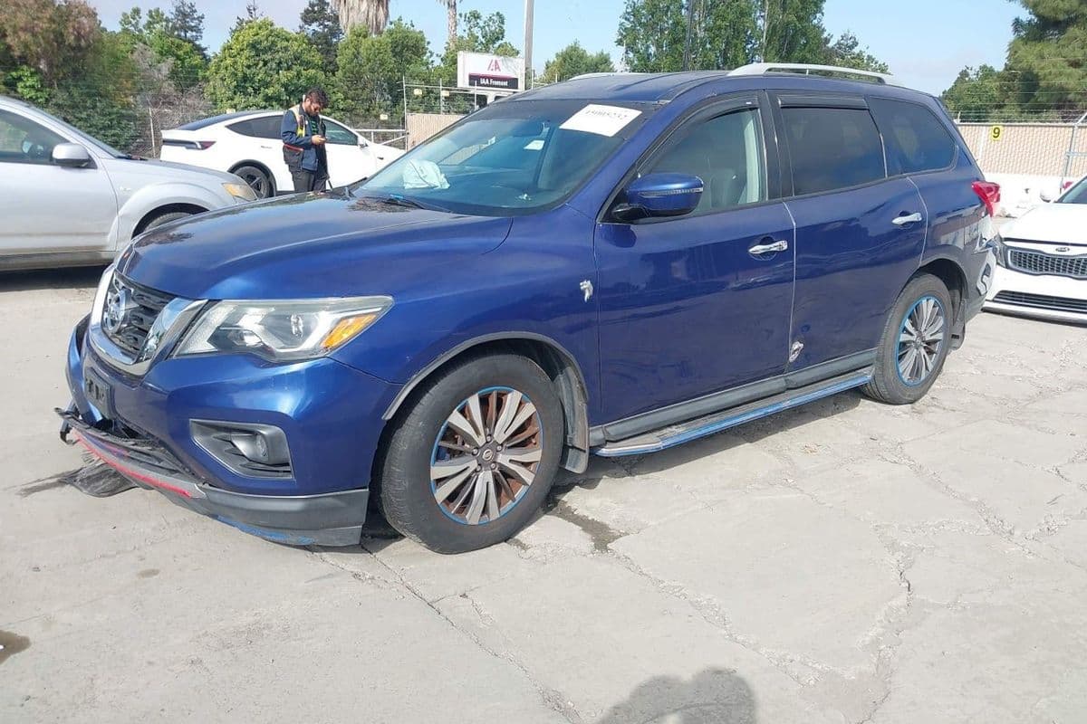 Nissan Pathfinder 2017