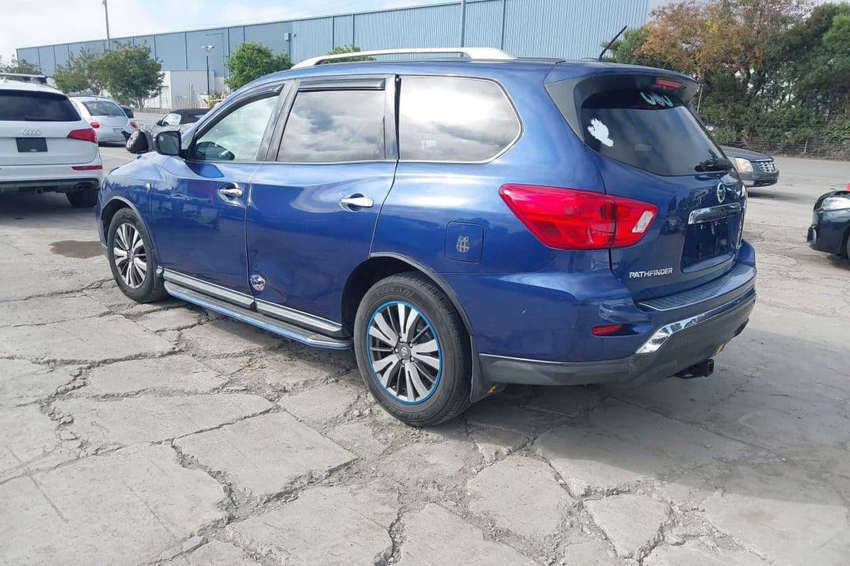 Nissan Pathfinder 2017
