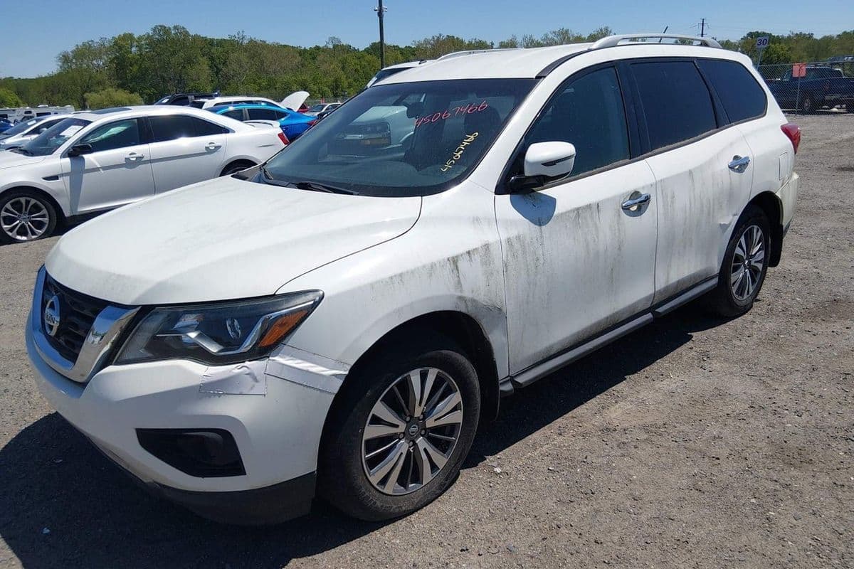 Nissan Pathfinder 2017