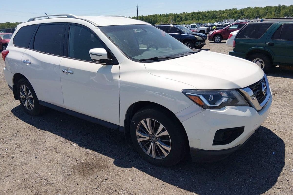Nissan Pathfinder 2017