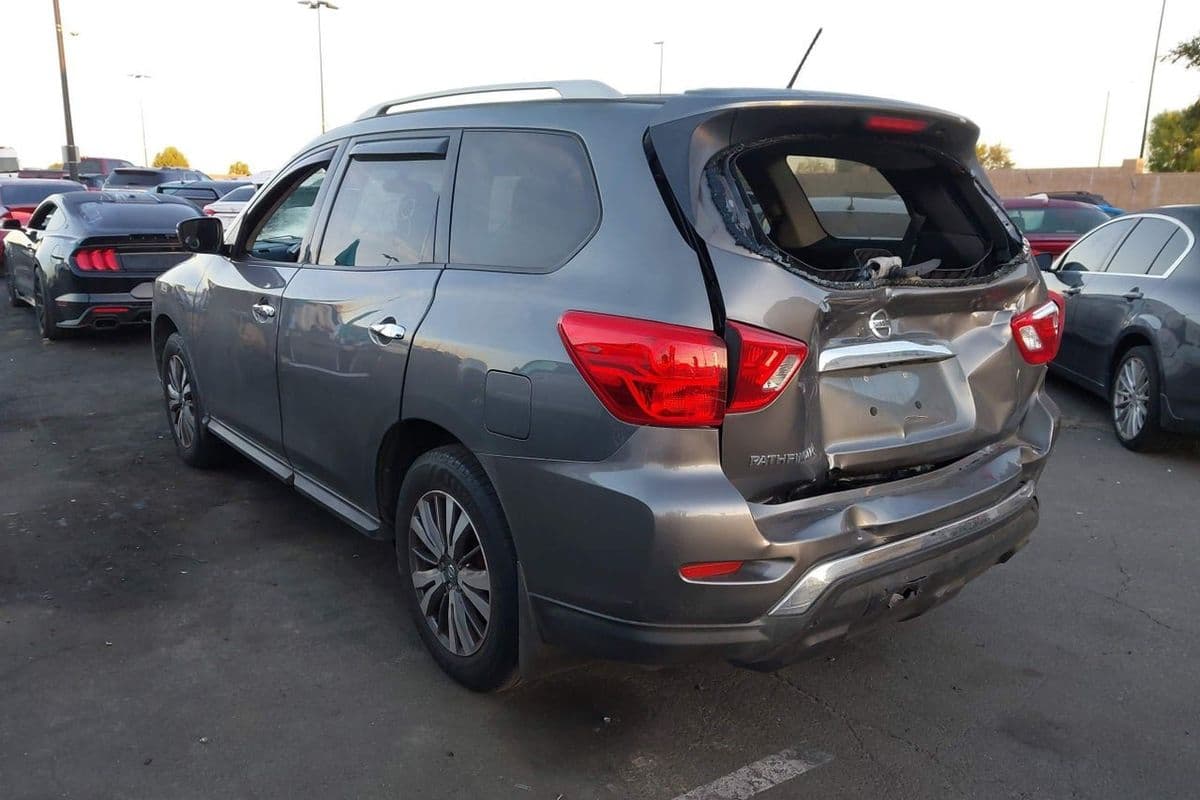 Nissan Pathfinder 2018