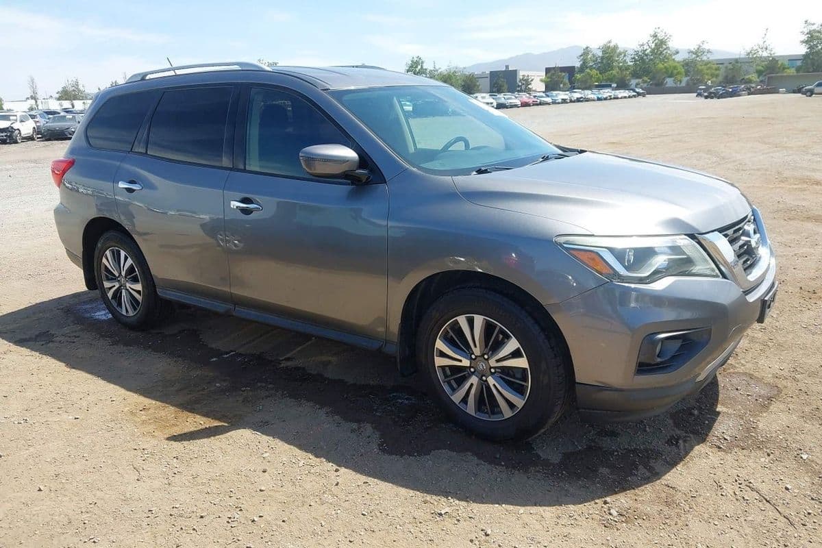 Nissan Pathfinder 2018