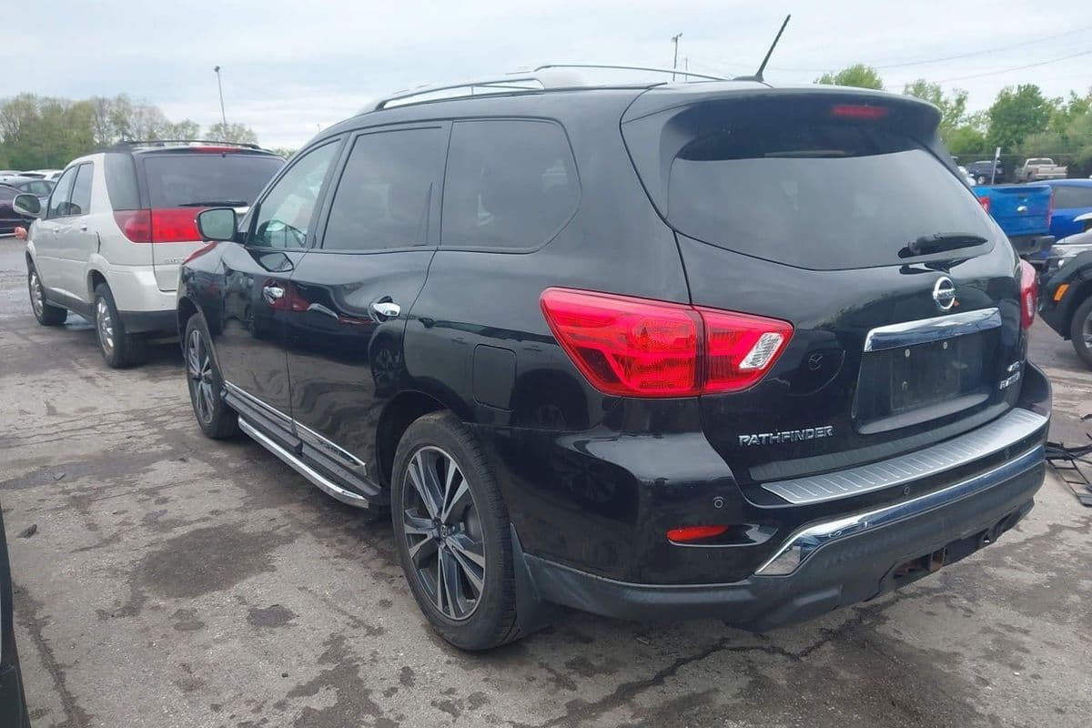 Nissan Pathfinder 2018