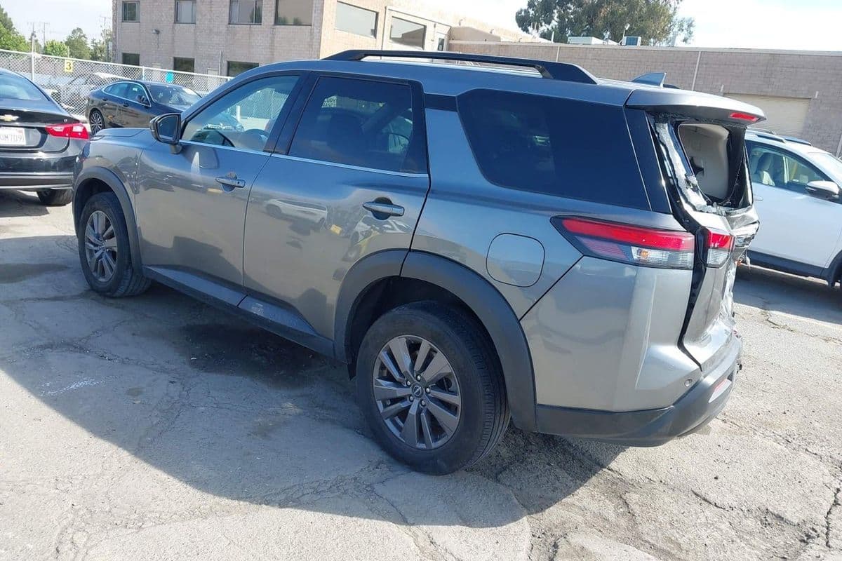 Nissan Pathfinder 2023