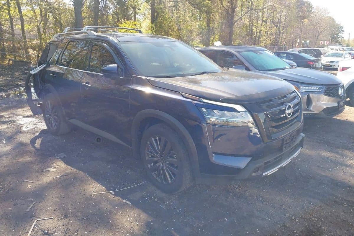 Nissan Pathfinder 2024