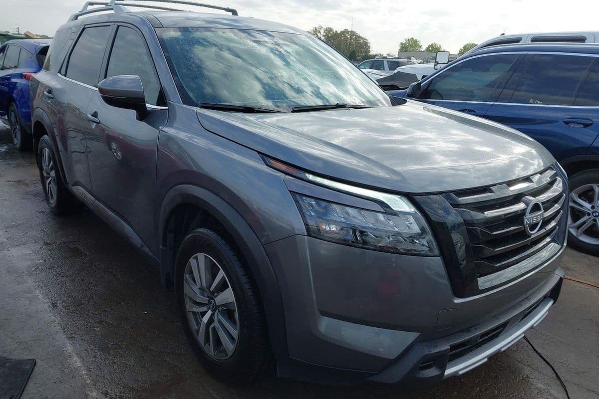 Nissan Pathfinder 2025