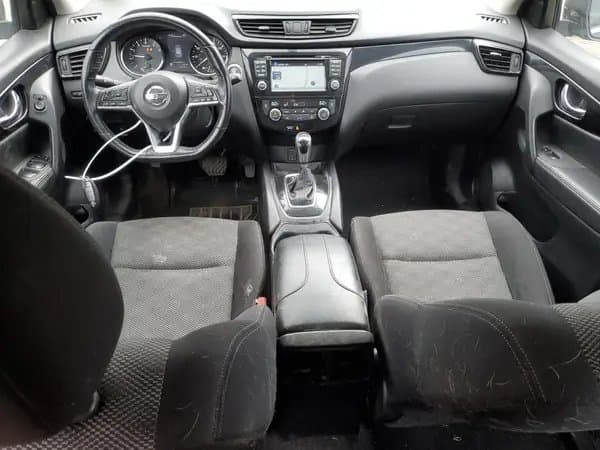 Nissan Rogue 2018