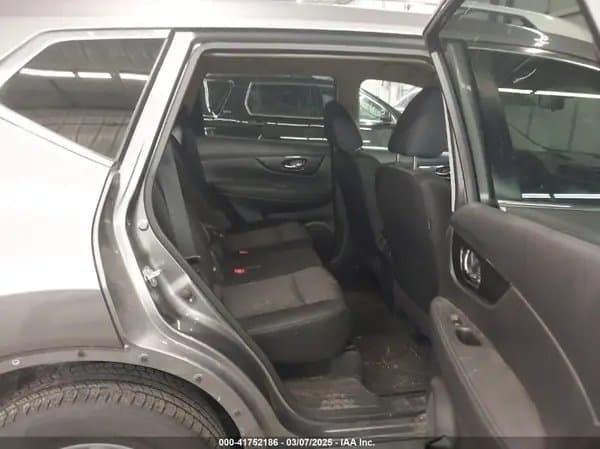 Nissan Rogue 2018