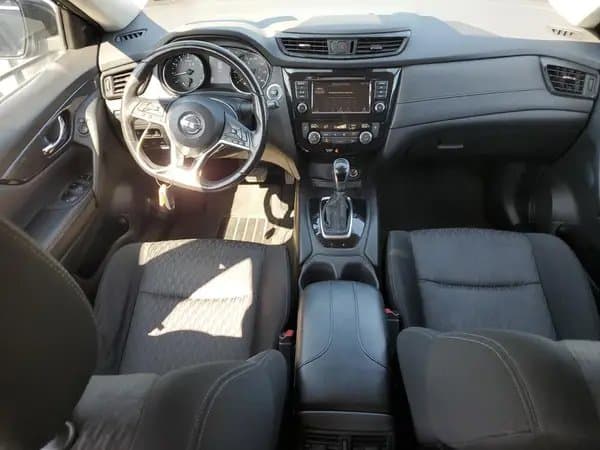 Nissan Rogue 2020