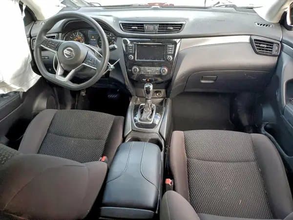 Nissan Rogue 2020