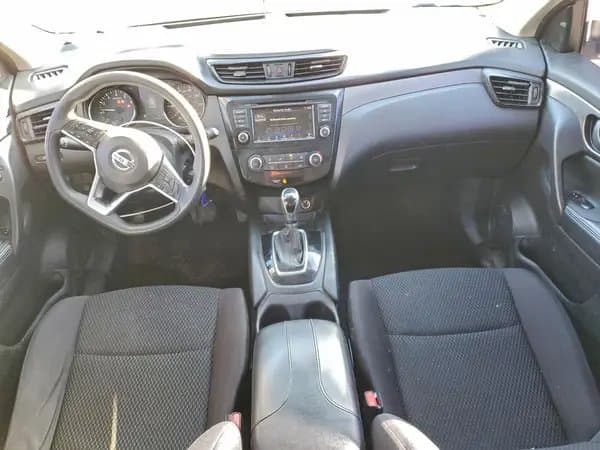 Nissan Rogue 2020