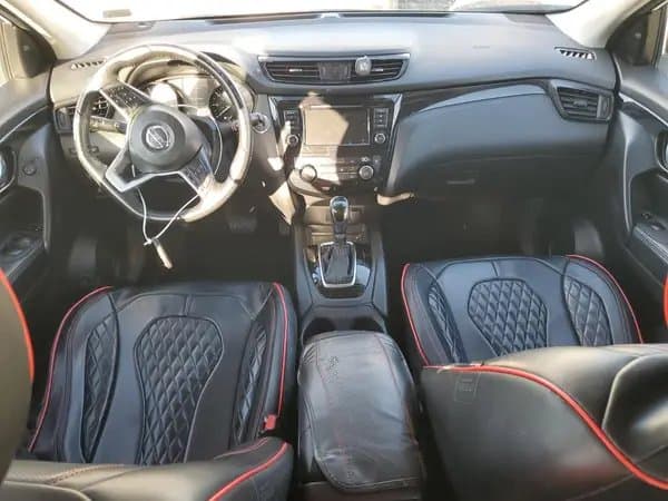 Nissan Rogue 2020