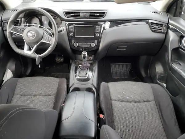 Nissan Rogue 2020