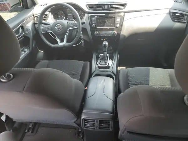 Nissan Rogue 2021