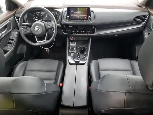 Nissan Rogue 2021