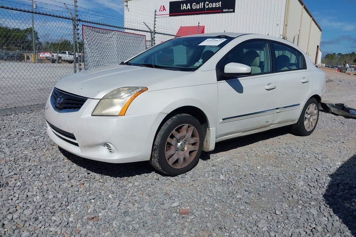 Nissan Sentra 2011