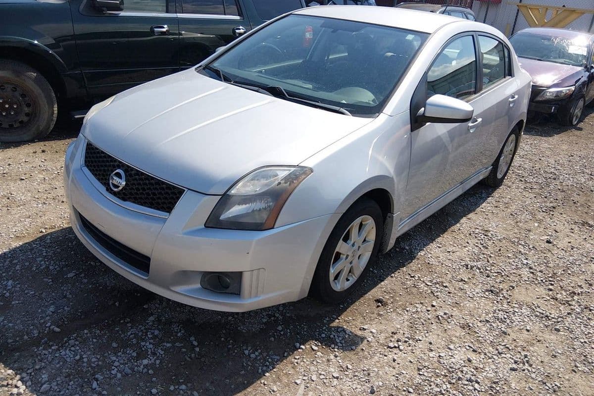 Nissan Sentra 2012