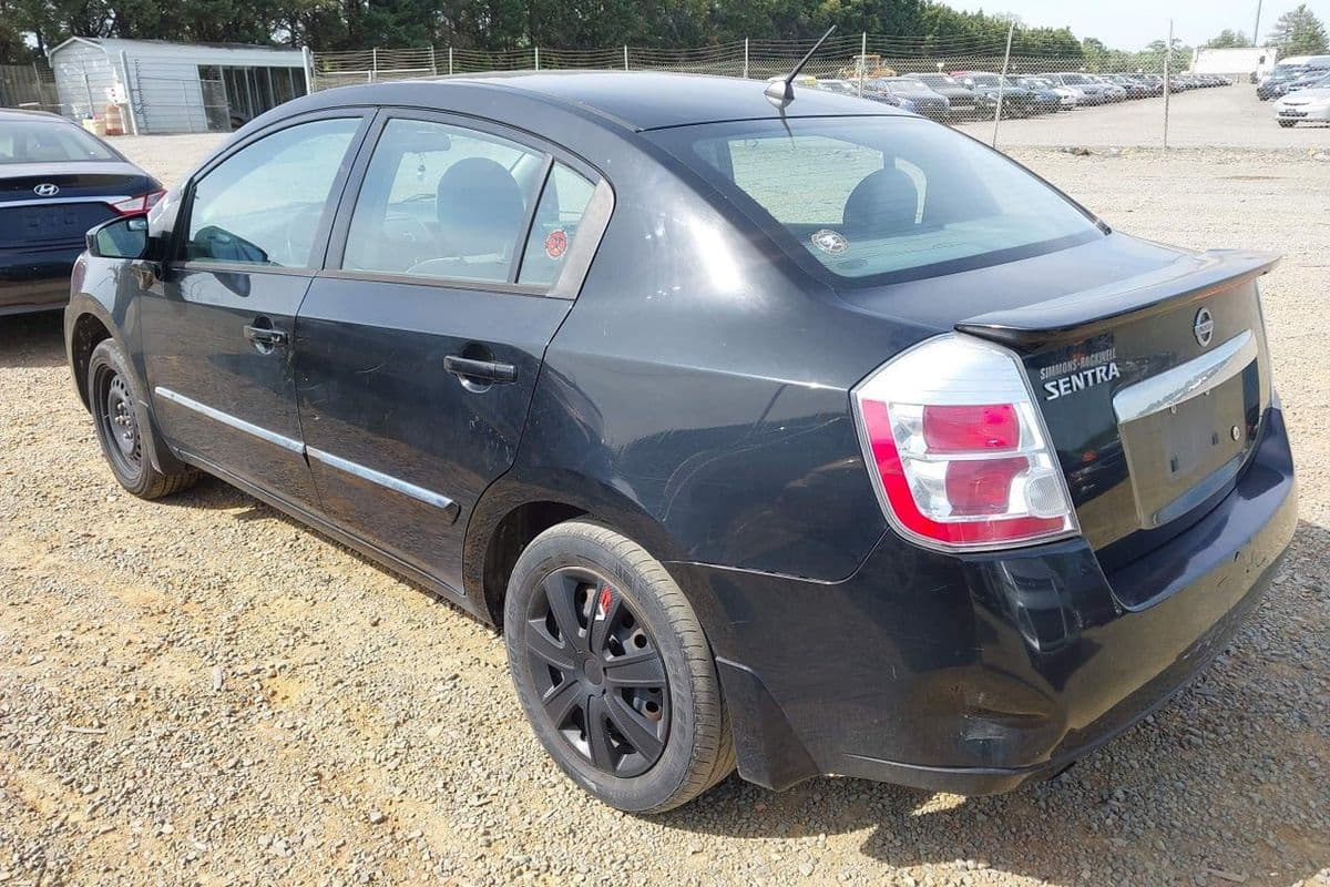 Nissan Sentra 2012