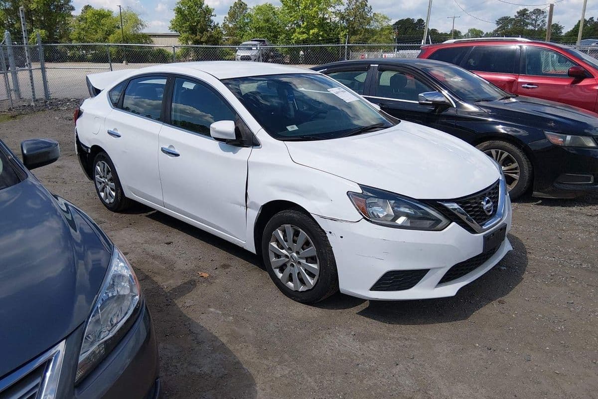 Nissan Sentra 2018