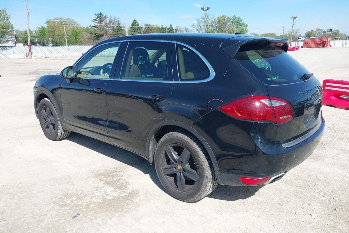Porsche Cayenne 2011