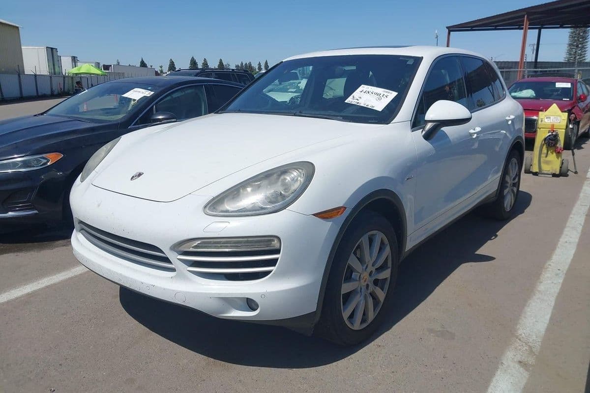 Porsche Cayenne 2014
