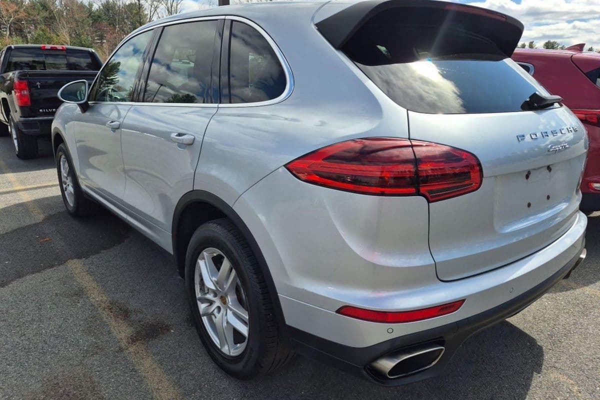 Porsche Cayenne 2016