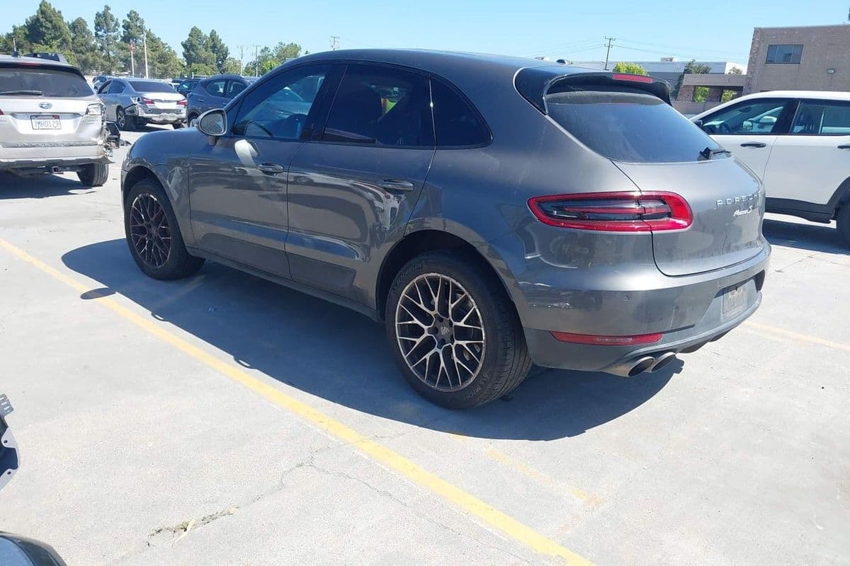 Porsche Macan 2015