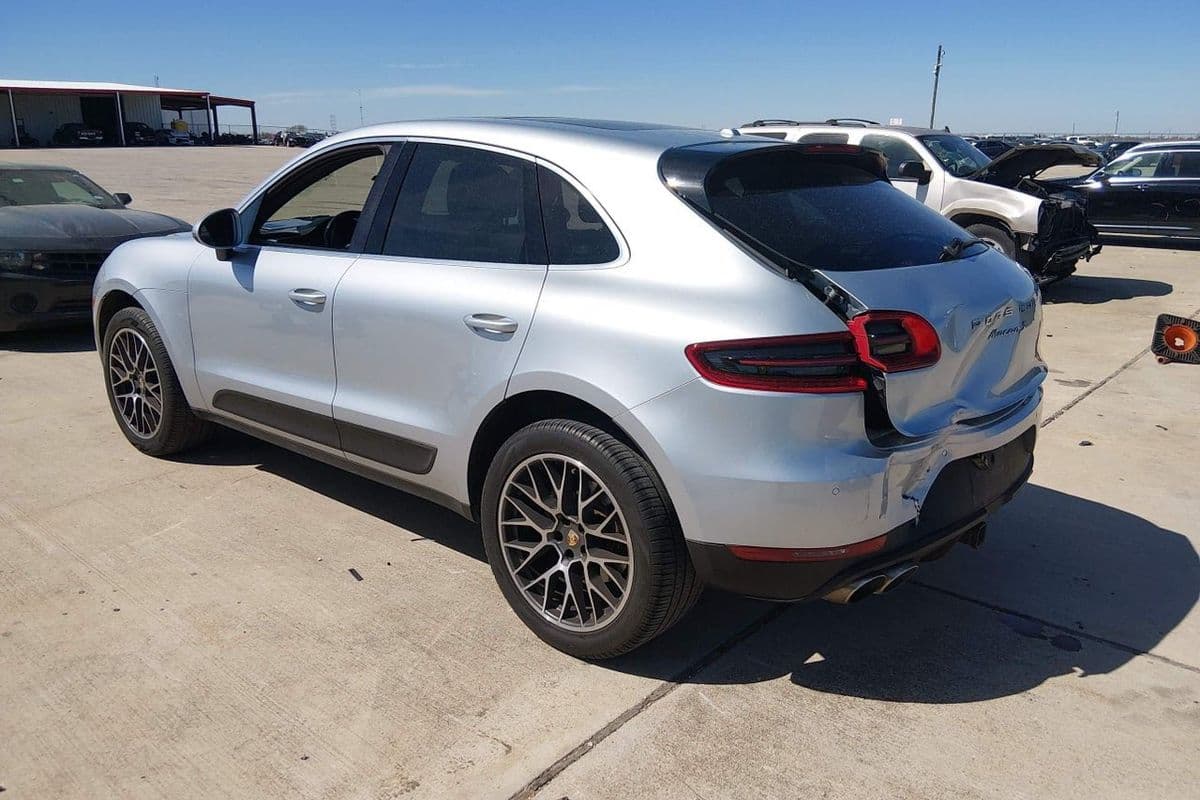 Porsche Macan 2016