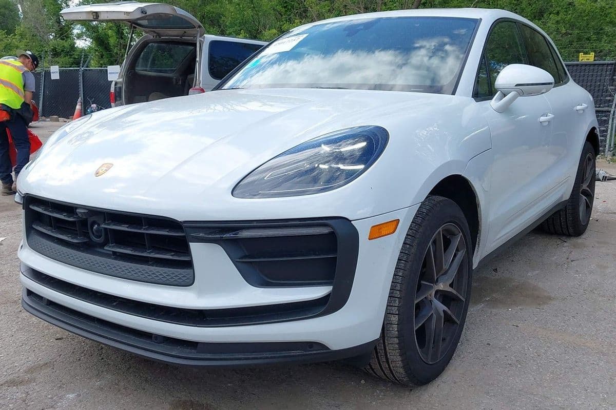 Porsche Macan 2022